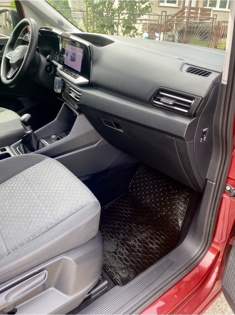 Interiér Ford po tepovaní – vyčistené sedadlá | EverClean Trnava
